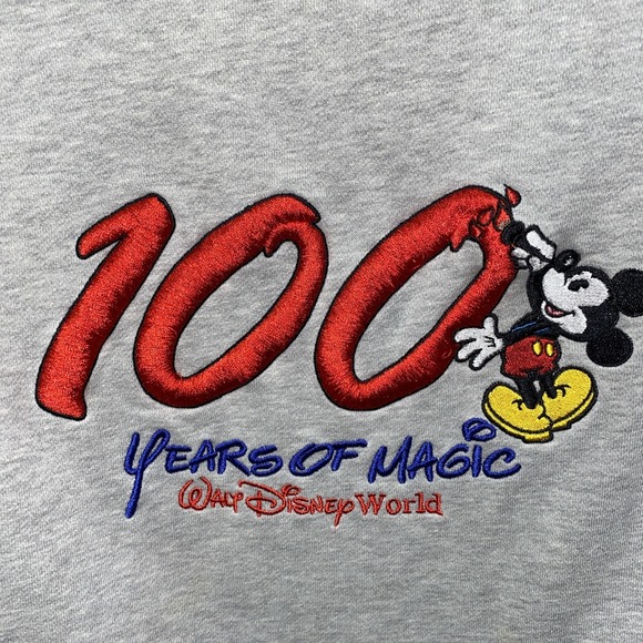 Vintage‎ Disney 100 Years Of Magic Embroidered Sweatshirt M - Picture 2 of 7
